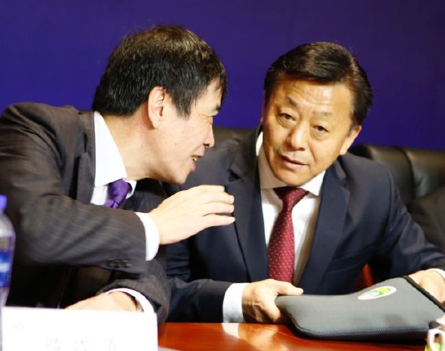 亚洲爆插